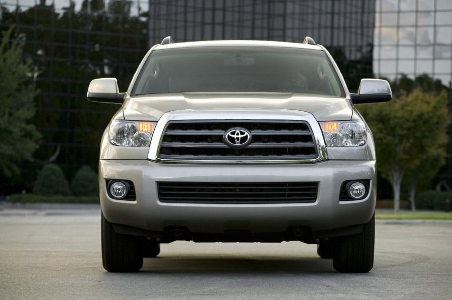  Toyota Sequoia 2007 года  (фото 31 из 66)